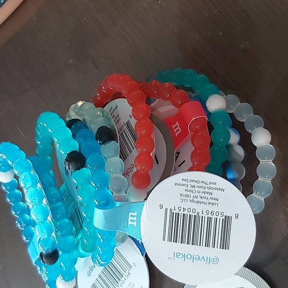 Lot of 10 medium assorted lokai bracelets unisex nwt - Picture 4 of 4